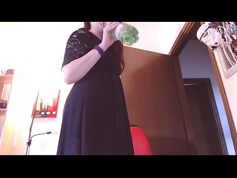 ❤️ Submisívna otrokyňa, ktorá miluje špinavé a šťavnaté nohavičky, je po zhliadnutí tohto videa nútená masturbovať! ❤ Super porno na sk.creditme.top ️❤
