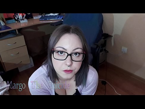 ❤️ Sexy dievča s okuliarmi hlboko fajčí vibrátor na kameru ❤ Super porno na sk.creditme.top ️❤